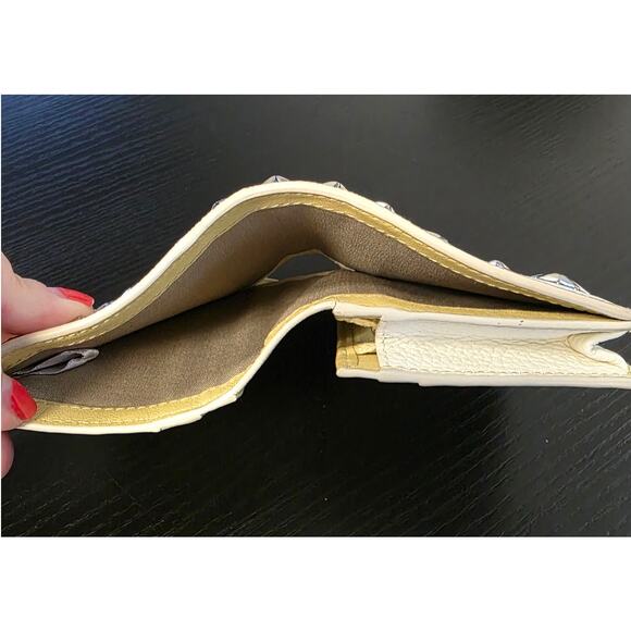 Jimmy Choo London Hanne Leather Cream Green Bifold Card Coin Wallet Silver Stars - Picture 12 of 15